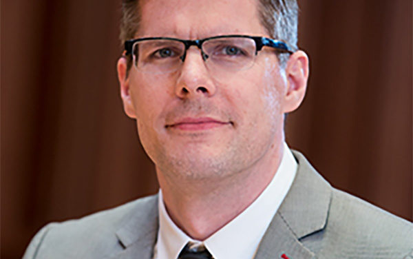 Dr. Christoph Thompson